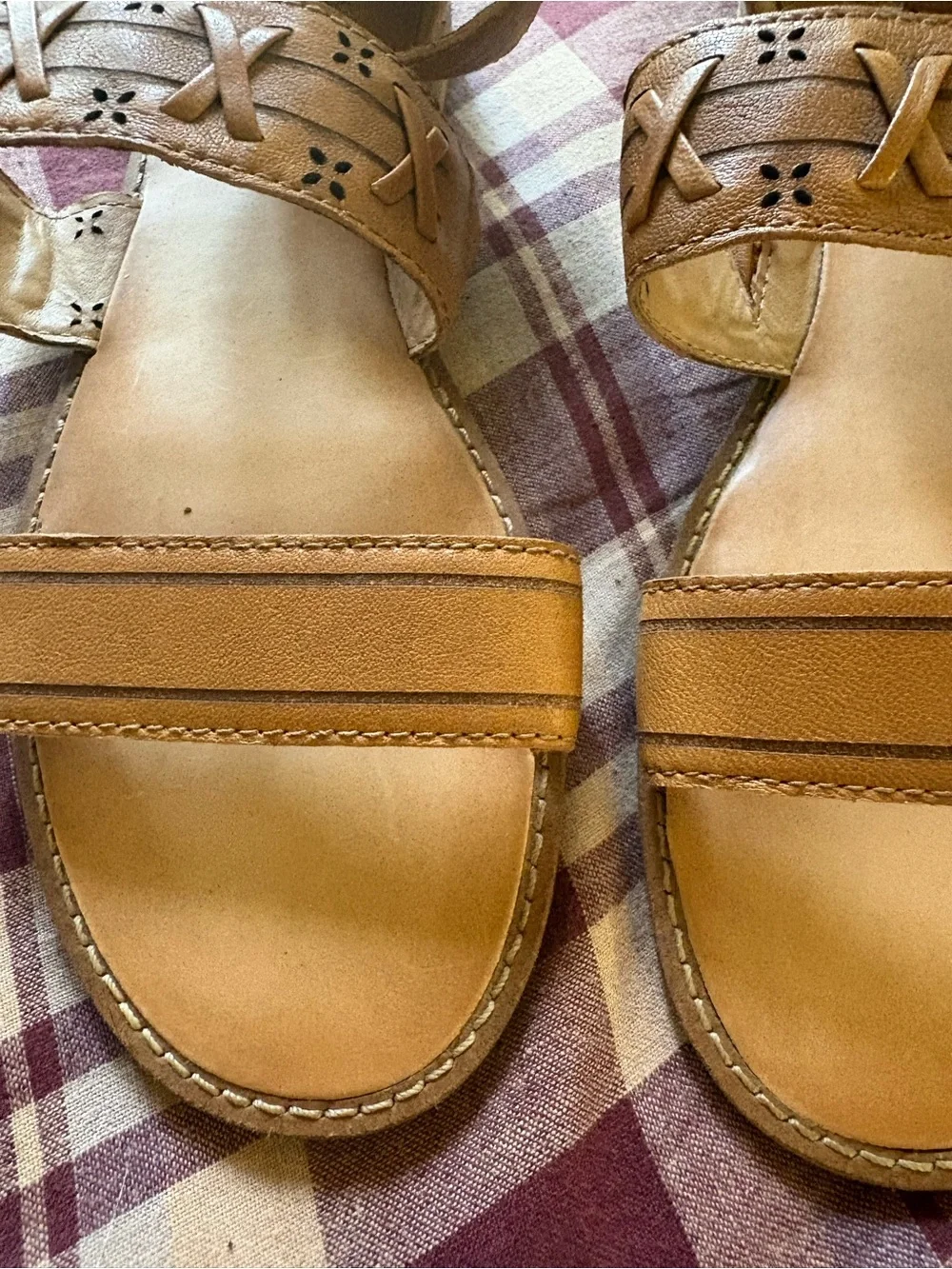 Frye & Co. Tan Leather Strappy Sandals